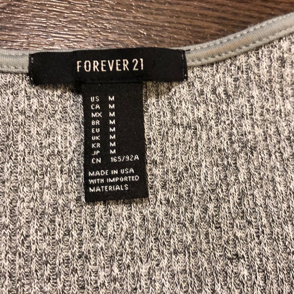Forever 21 Wrap Front Gray Ribbed Sweater M - Picture 2 of 4